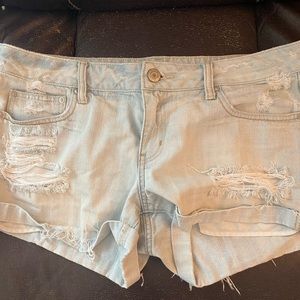 American Eagle distressed Jena shorts